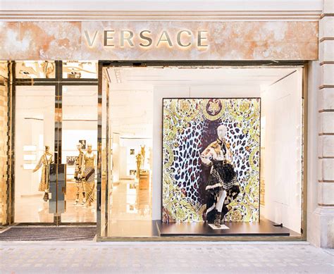 versace shop uomo|where to buy versace.